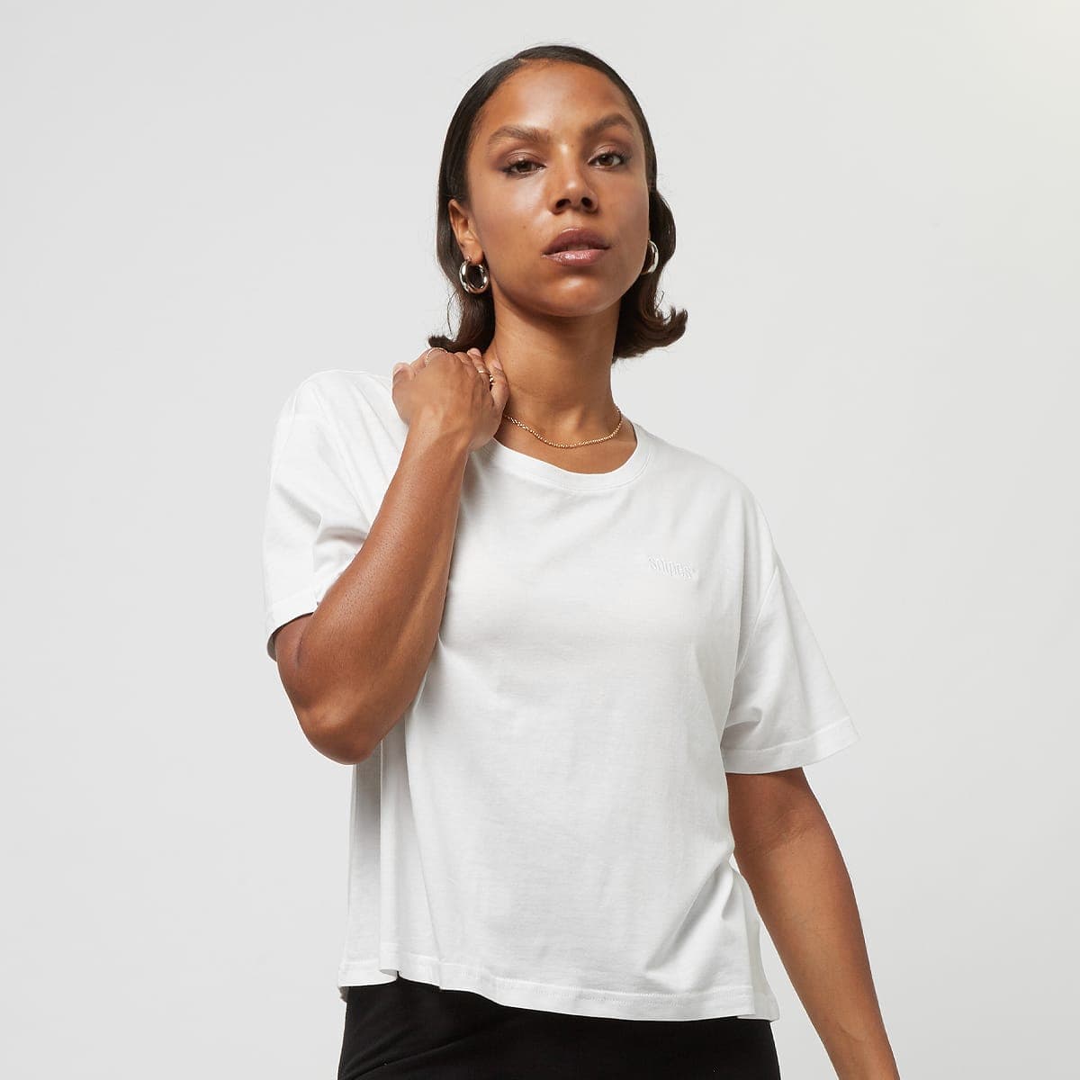 Small Logo Essential Tee 