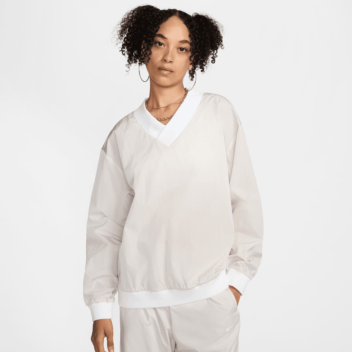 Sportswear Essential Woven UV Longsleeve Vneck Crew