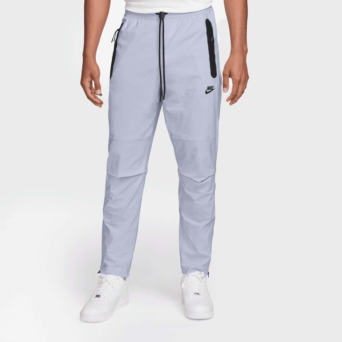 Tech Woven Pant