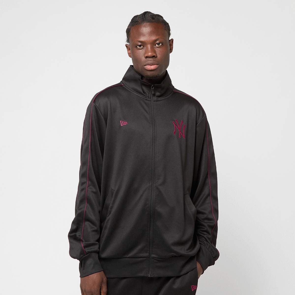 MLB Track Top New York Yankees