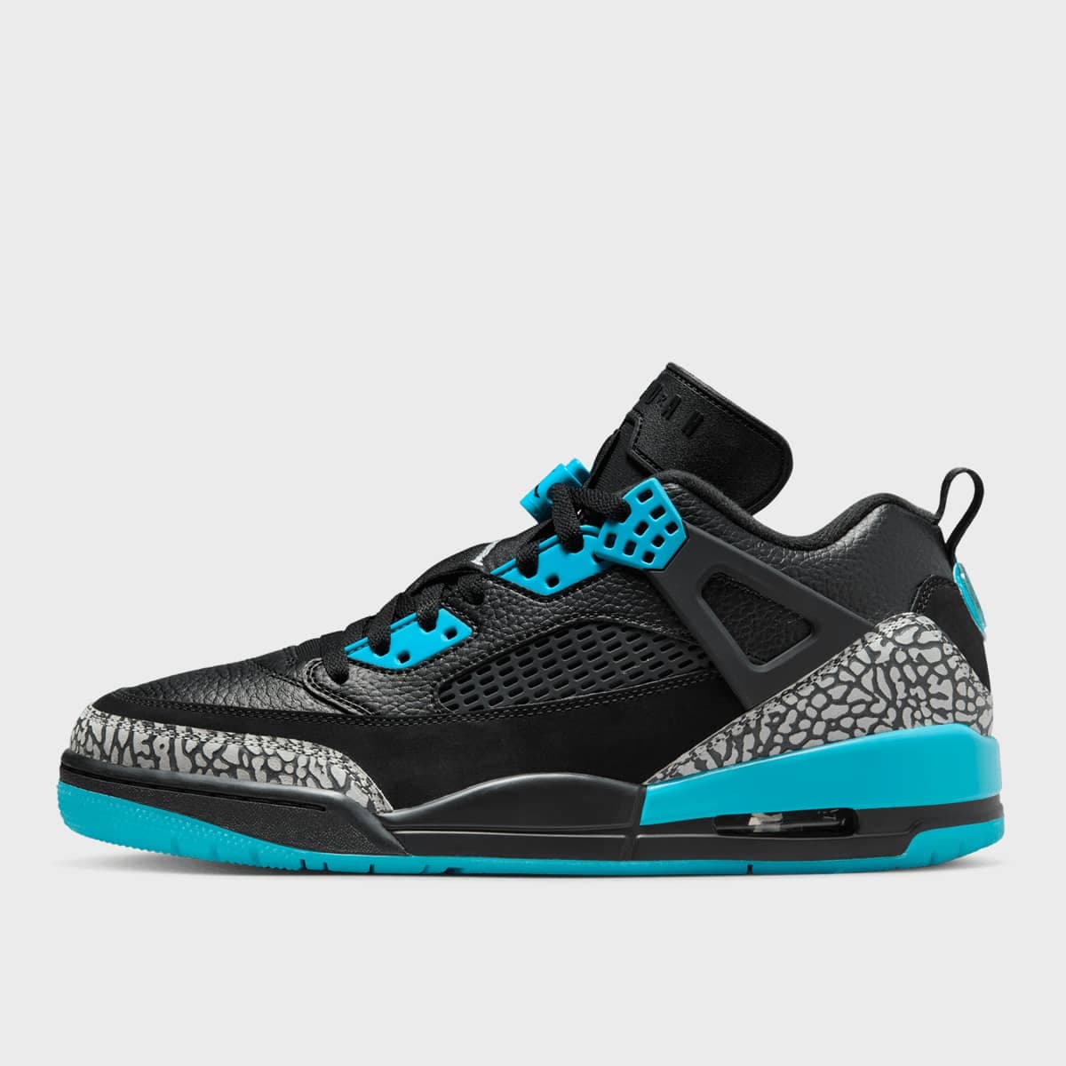 Jordan Spizike Low