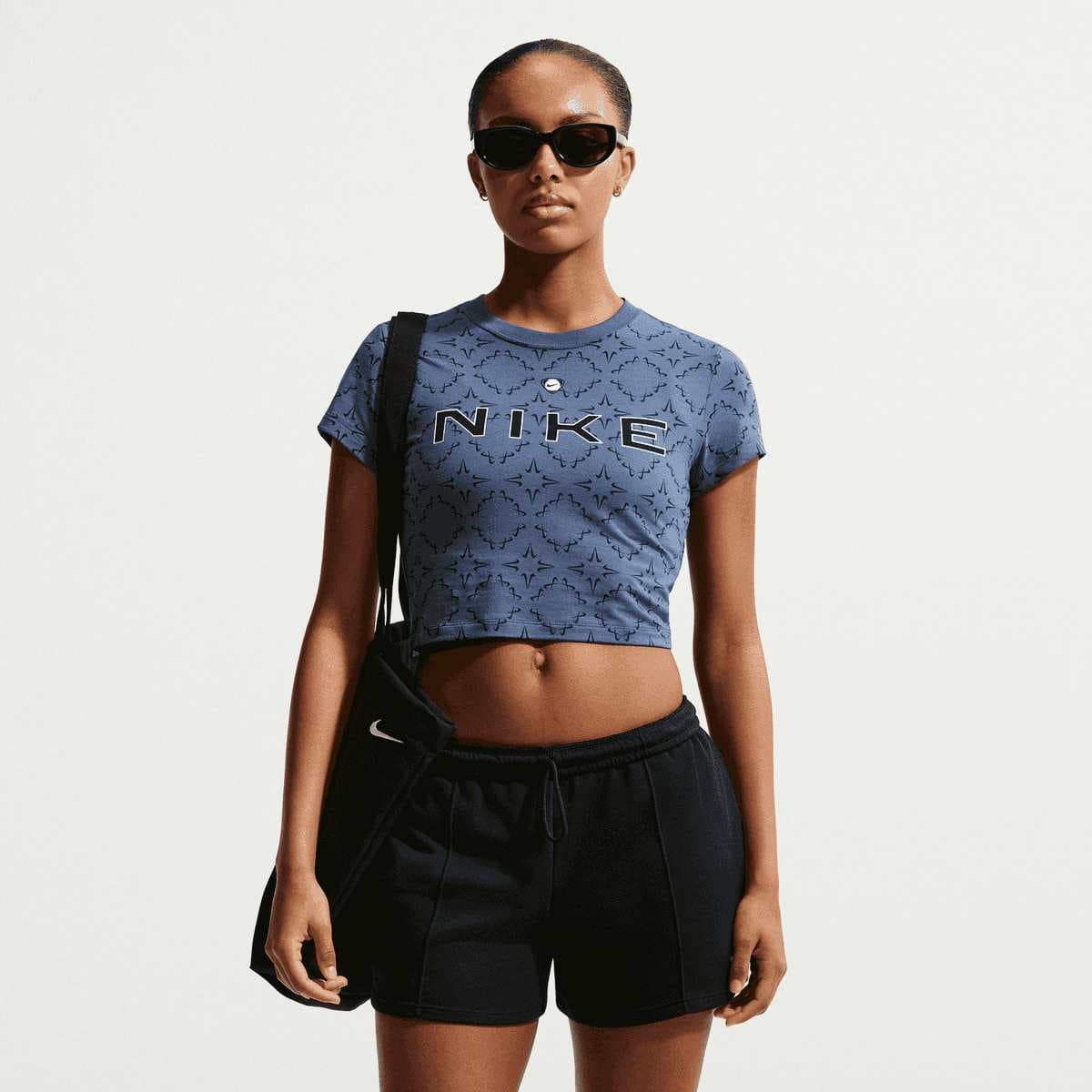 Sportswear Chill Knit Cropped T-Shirt 
