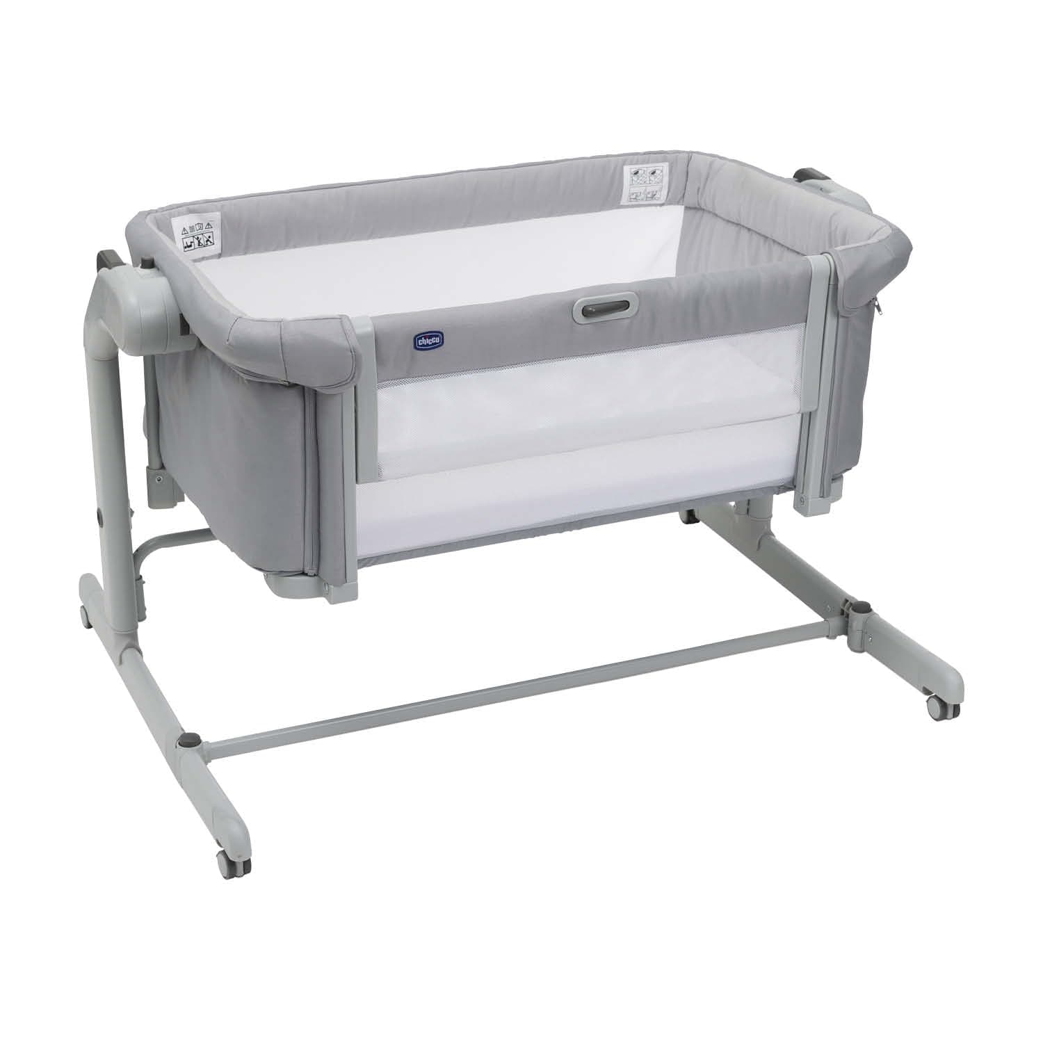 Chicco Next2Me Magic Evo, Culla Neonato Fianco Letto, con Modalità Dondolo, Spondina Apribile, 11 Livelli di Altezza, Altezza Regolabile, 4 Ruote, Materasso e Borsa da Viaggio Inclusi, Grigio chiaro