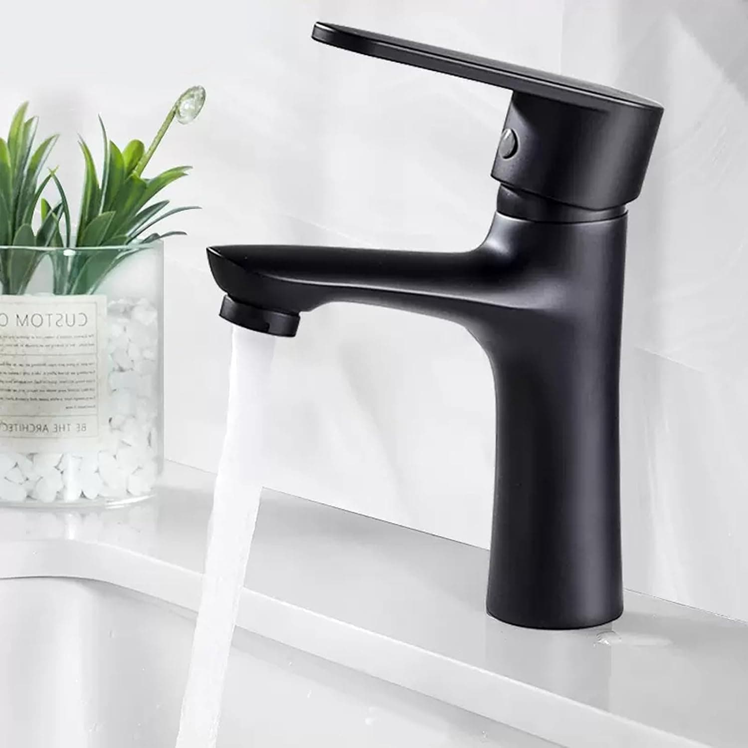 XWIHTR Grifo de baño de agua caliente y fría de acero inoxidable con cartucho cerámico silencioso, monomando, mezclador de ahorro de agua para baño, lavabo, cocina pequeña (negro)