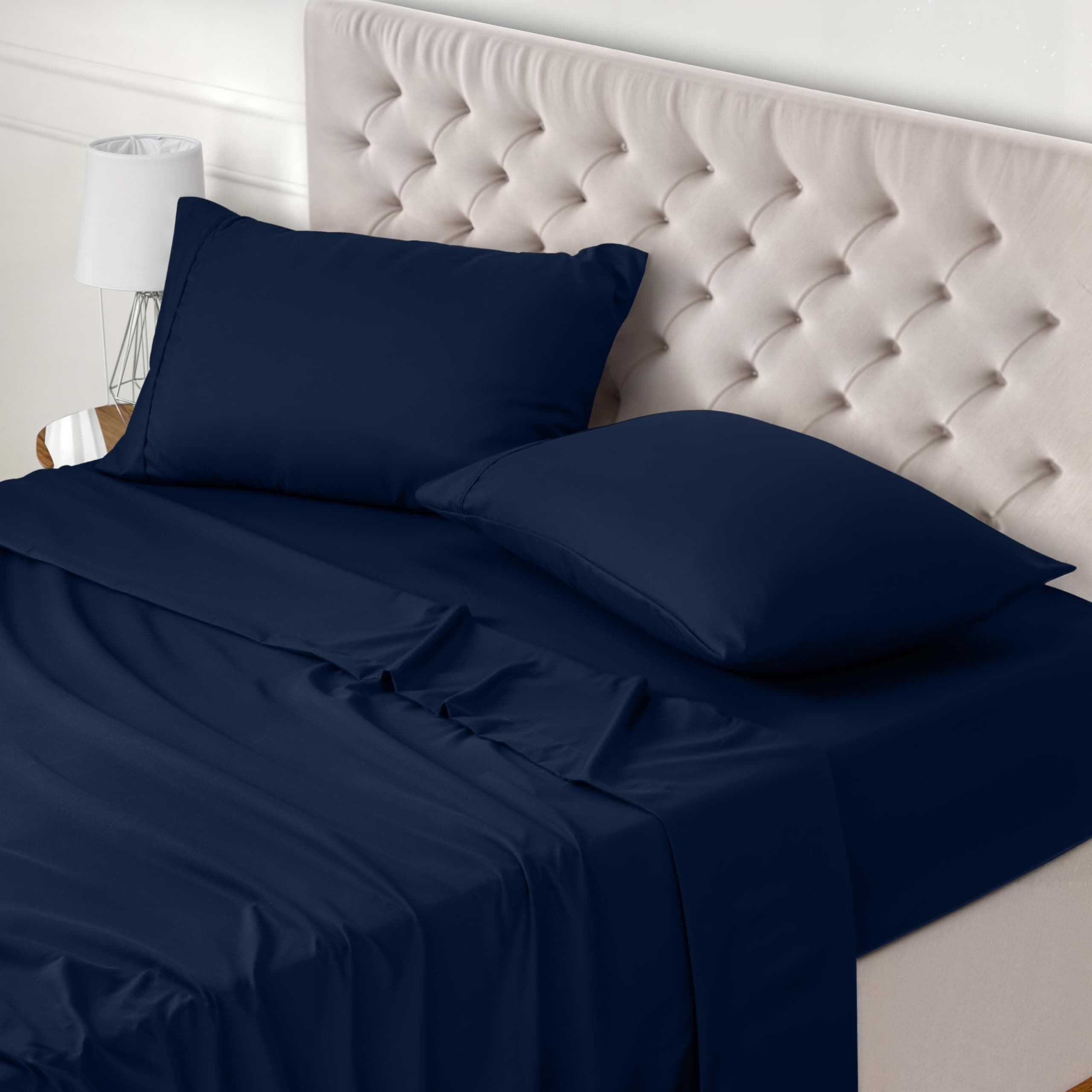 Utopia Bedding - Set Lenzuola Letto Matrimoniali 4 Pezzi 180x200 cm - Spazzolata Poliestre di Microfibra - Oeko-Tex Certificato - Lenzuolo con Angoli, Lenzuolo Piatto e 2 Federe 50x75, Blu Navy