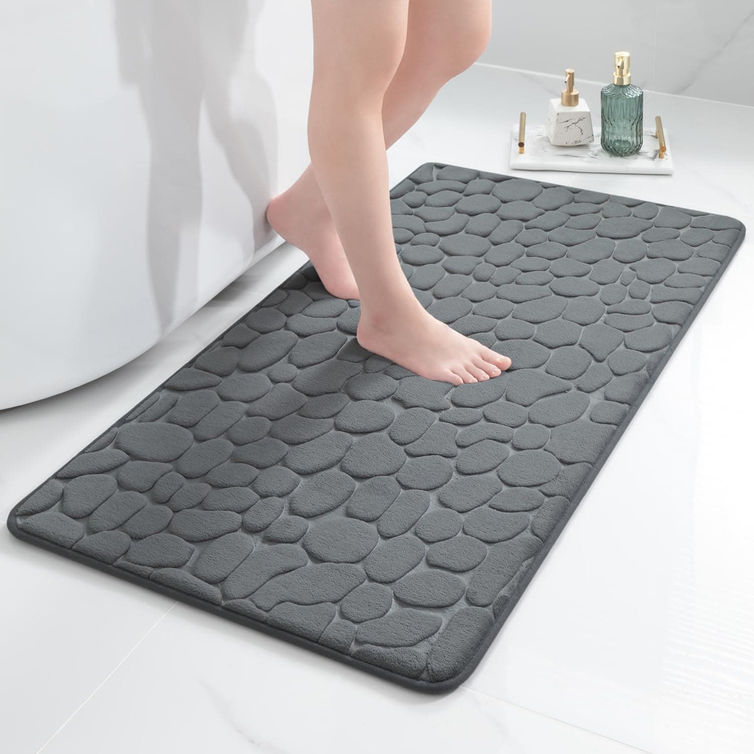 Chakme Tapis de bain en mousse à mémoire de forme - Absorbant et antidérapant - Décoratif - 60 x 120 cm - Gris foncé