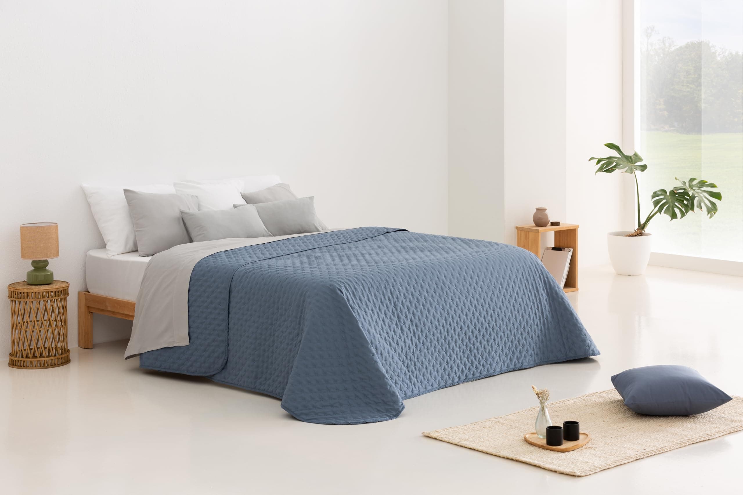 Todocama – Colcha boutí Fina con diseño Estrella, para Primavera, Verano, otoño e Invierno. 100% Microfibra Extra Suave. Cubre Cama Multiusos. Cama 120/135-230x260cm Azul Grisáceo