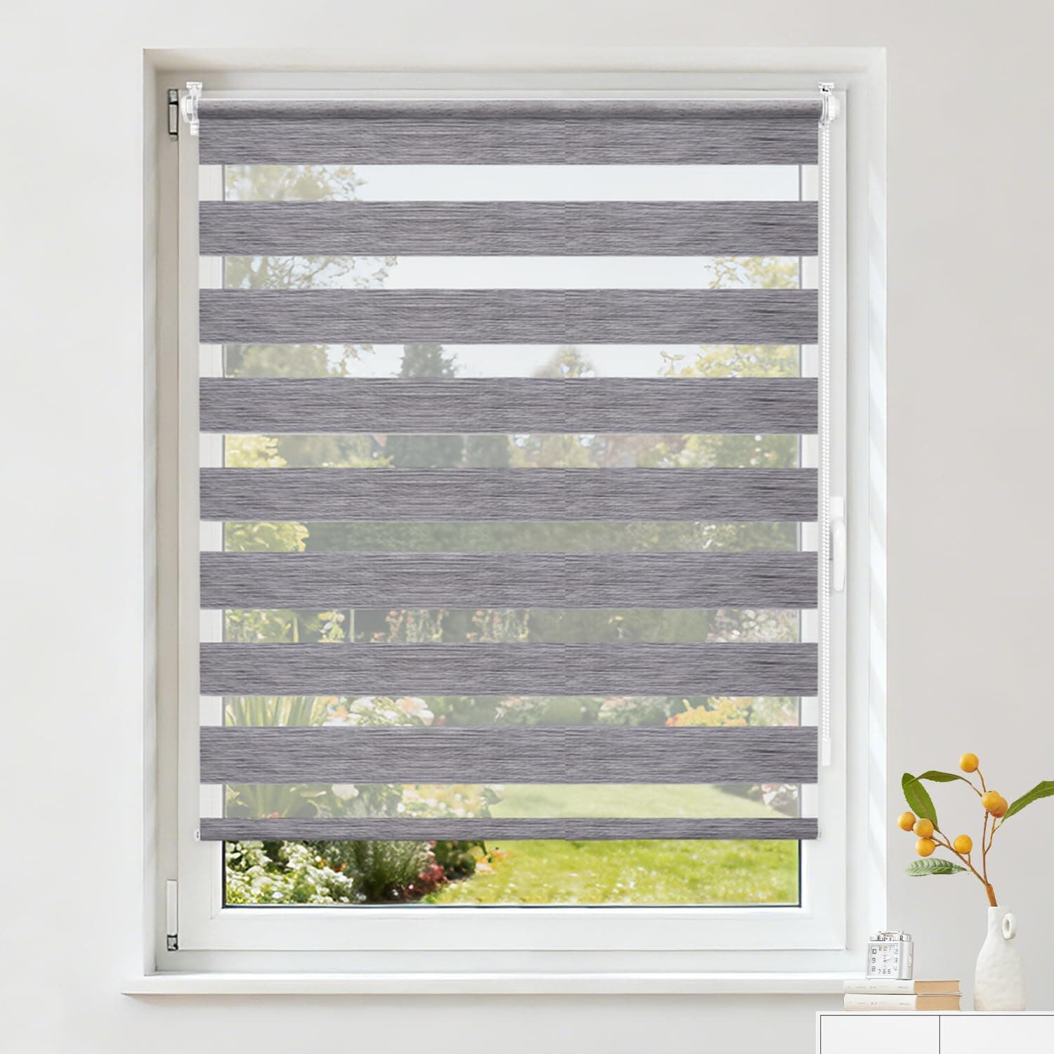 Buseu Store Enrouleur Jour Nuit sans Perçage, Rideau Translucide & Occultant, Fixation Facile par Clips pour Fenêtre ou Porte, Lin-Gris, 60l x 120L cm (Largeur du Tissu 60 cm)