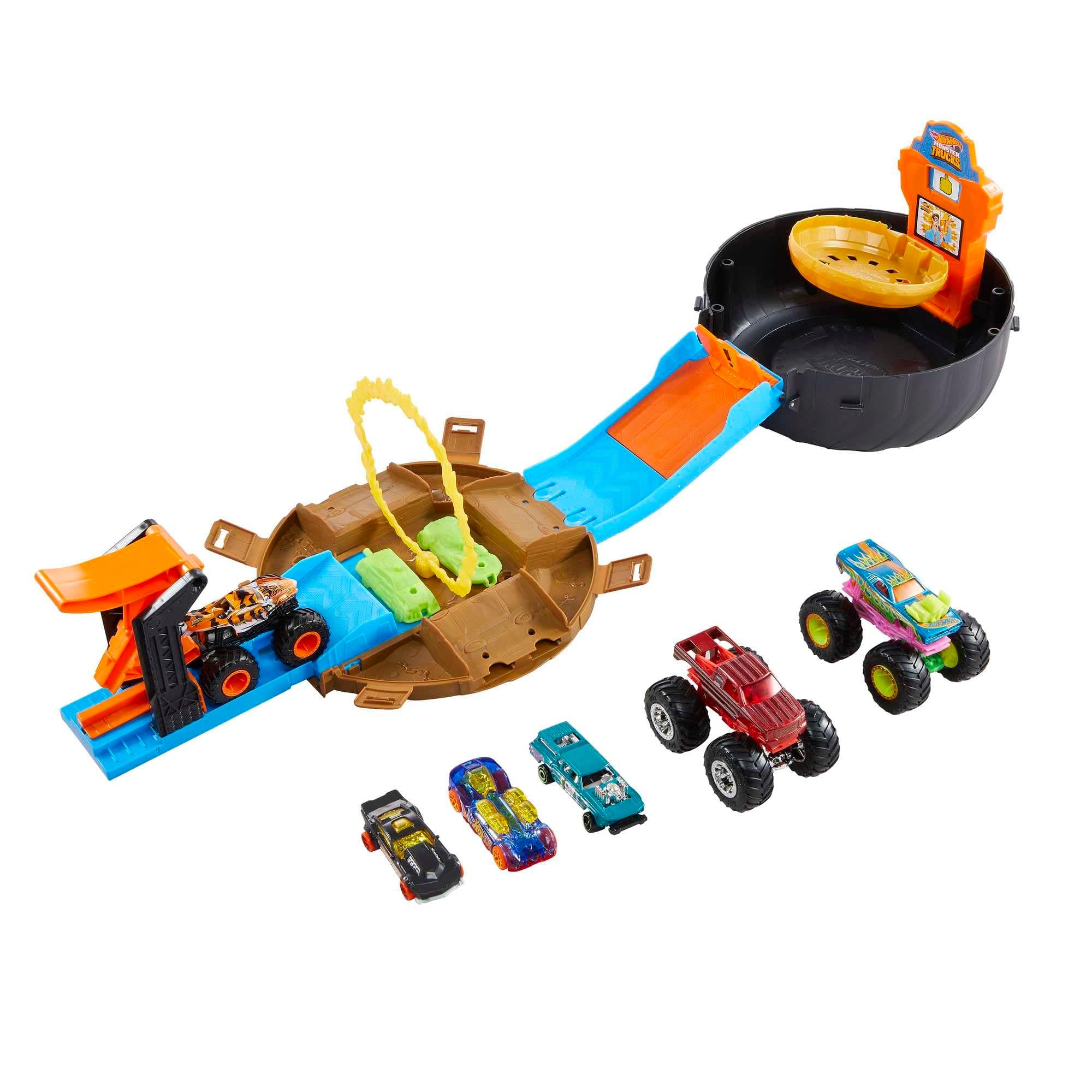 Hot Wheels Monster Trucks Stunt Reifen Spielset, enthält 3 Monster Trucks und 3 Fahrzeuge im Maßstab 1:64, Geschenk für Kinder im Alter von 4 bis 8 Jahren, HHY74