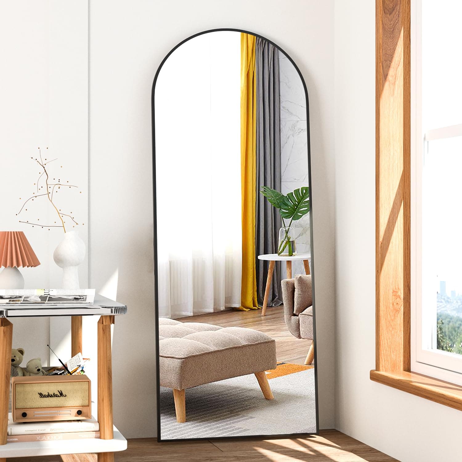 NEUWEABY Specchio a figura intera 141 x 40 cm, specchio da pavimento ad arco con supporto, specchio a tutto corpo dorato appeso o appoggiato alla parete per ingresso camera da letto, Nero