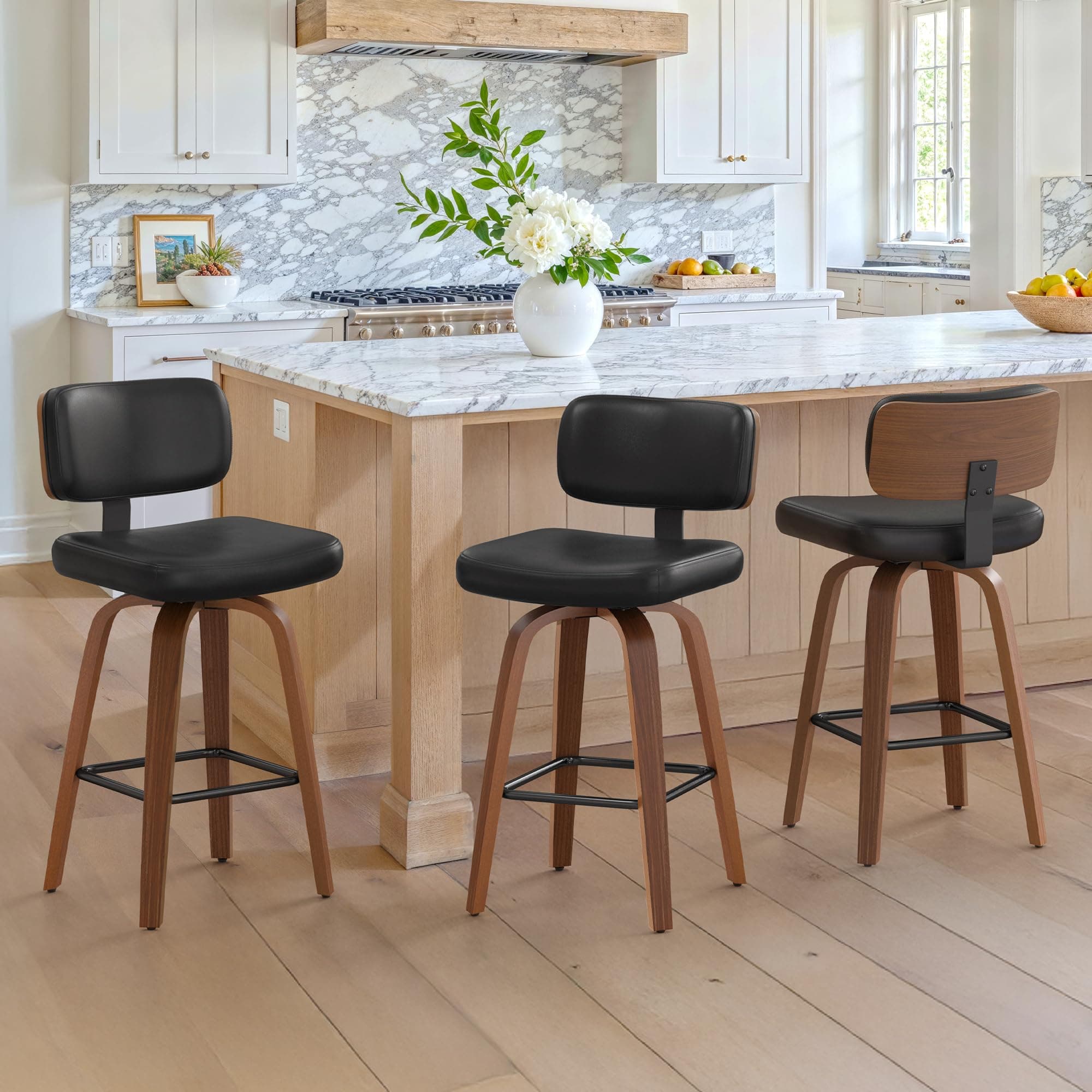 LUE BONA Rotatif sur 360° Tabourets de Bar,Tabouret Bar Lot de 3,Chaise de Cuisine avec Dossier et Repose-Pieds,Hauteur 66 cm Faux Cuir Tabourets Bar avec Cadre en Bois,pour Cuisine,Salon,Noir