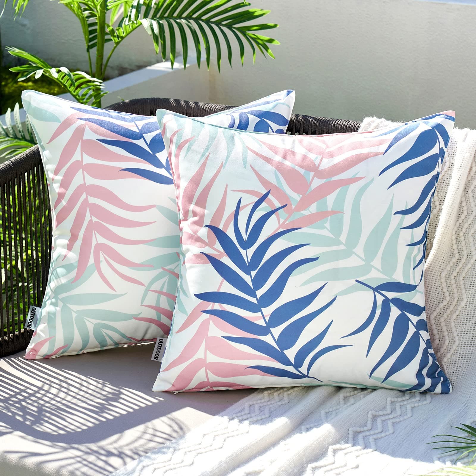 MIULEE Outdoor Kissenbezug Wasserdicht Kissen Wasserfest Dekorative Kissenbezüge Blattmuster Sofakissen Zierkissen Dekokissen für Garten Sofa Couch Wohnzimmer Schlafzimmer 2er Set 45x45 cm Blau Rosa