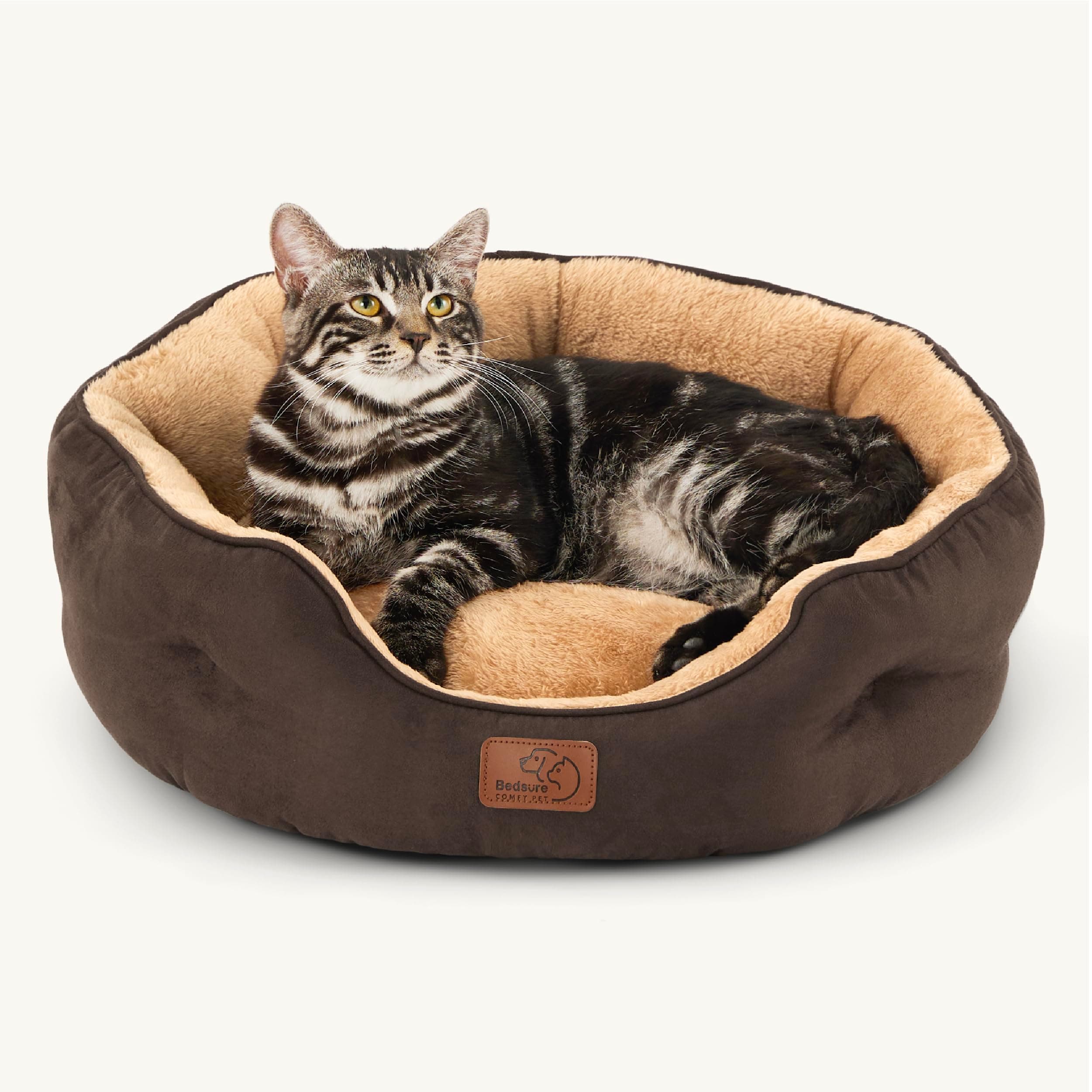 BEDSURE Katzenbett waschbar Katzen Bettchen - 51x48x15cm Katzenbett mit zweiseitig Innenkissen Katzenschlafplatz für Katzen oder kleine Hunde, Braun