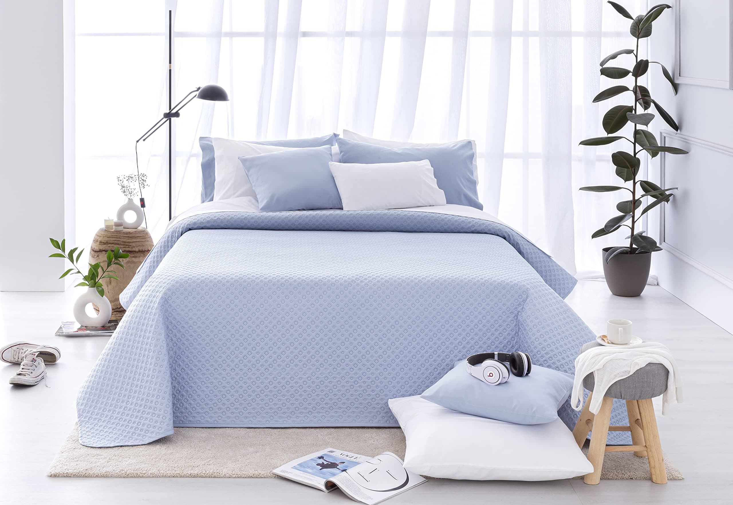 Todocama – Colcha boutí Fina con diseño piqué, para Primavera, Verano, otoño e Invierno. 100% Microfibra Extra Suave. Colcha Cubre Cama Multiusos. Cama 105-200x260cm Azul Claro