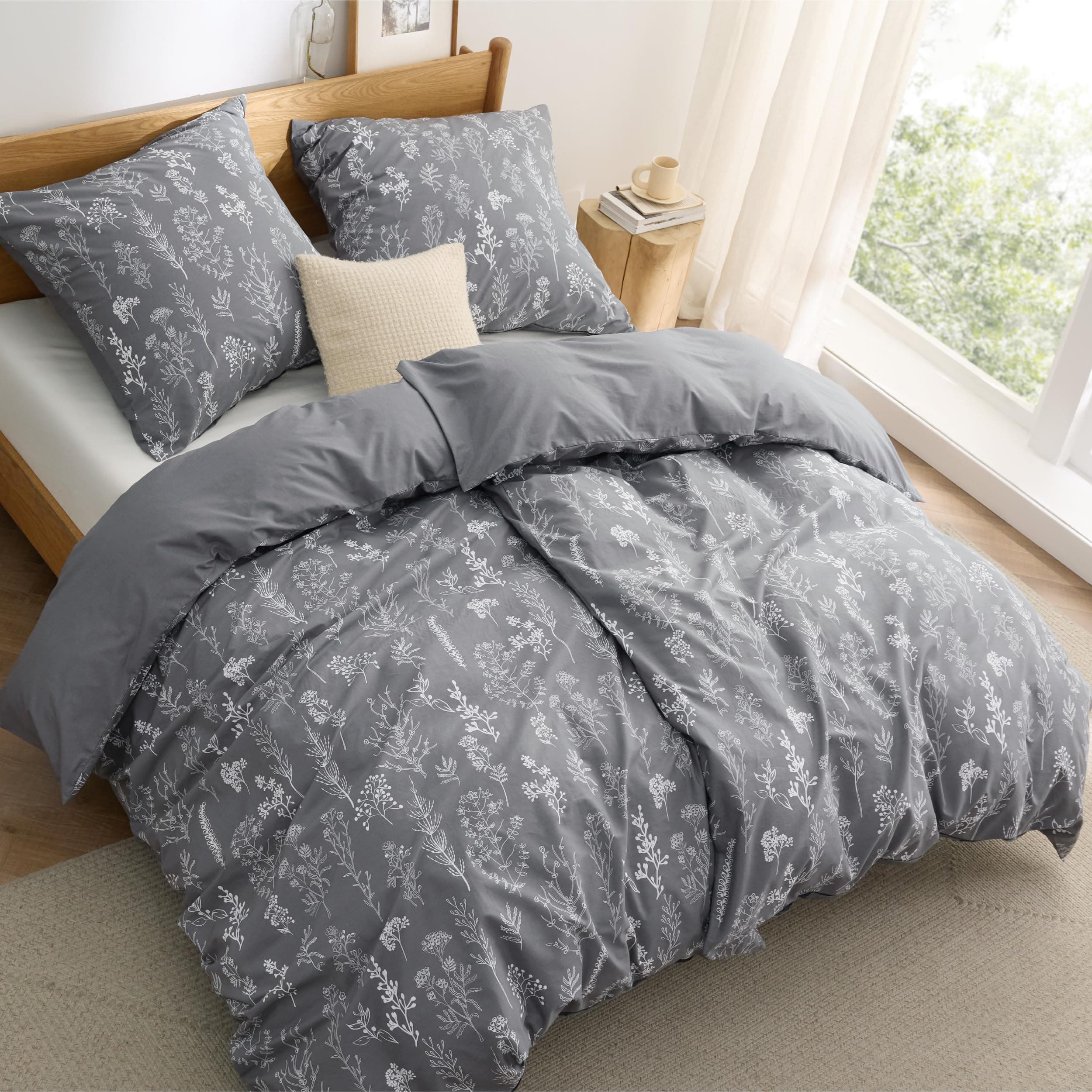 BEDSURE Bettwäsche 135x200 4teilig Baumwolle - Bettwäsche-Sets Grau Bettbezug 2er Set mit 2 Kissenbezüge 80x80 cm, ÖKO-TEX Wendebettwäsche Bedding Pflanzen Blumen Muster mit Reißverschluss