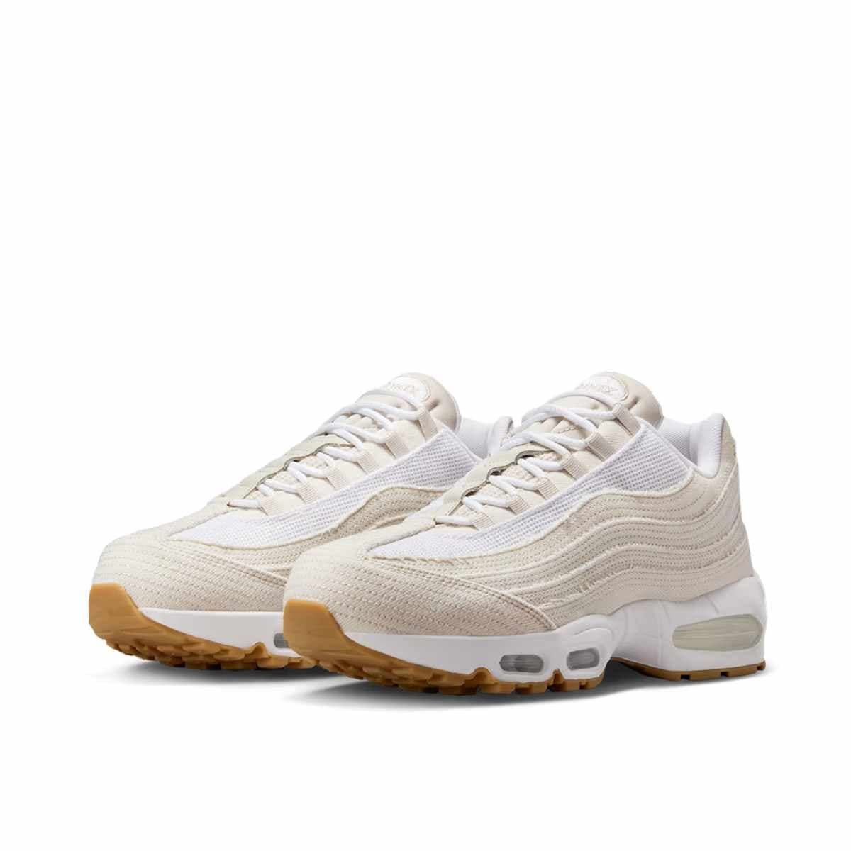 x Levis Wmns Air Max 95 OG "Light Orewood Brown"