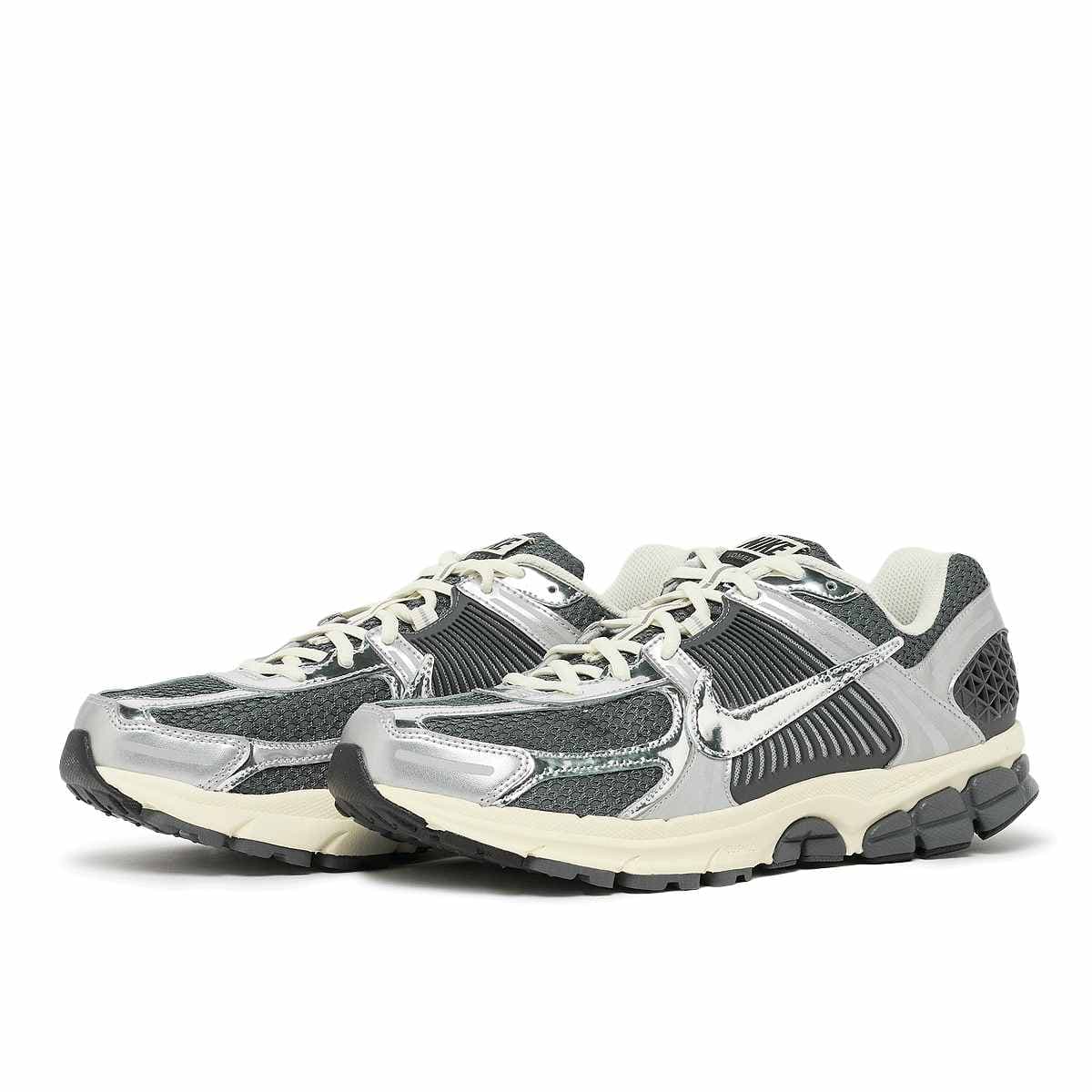 Zoom Vomero 5 "Iron Grey Chrome"