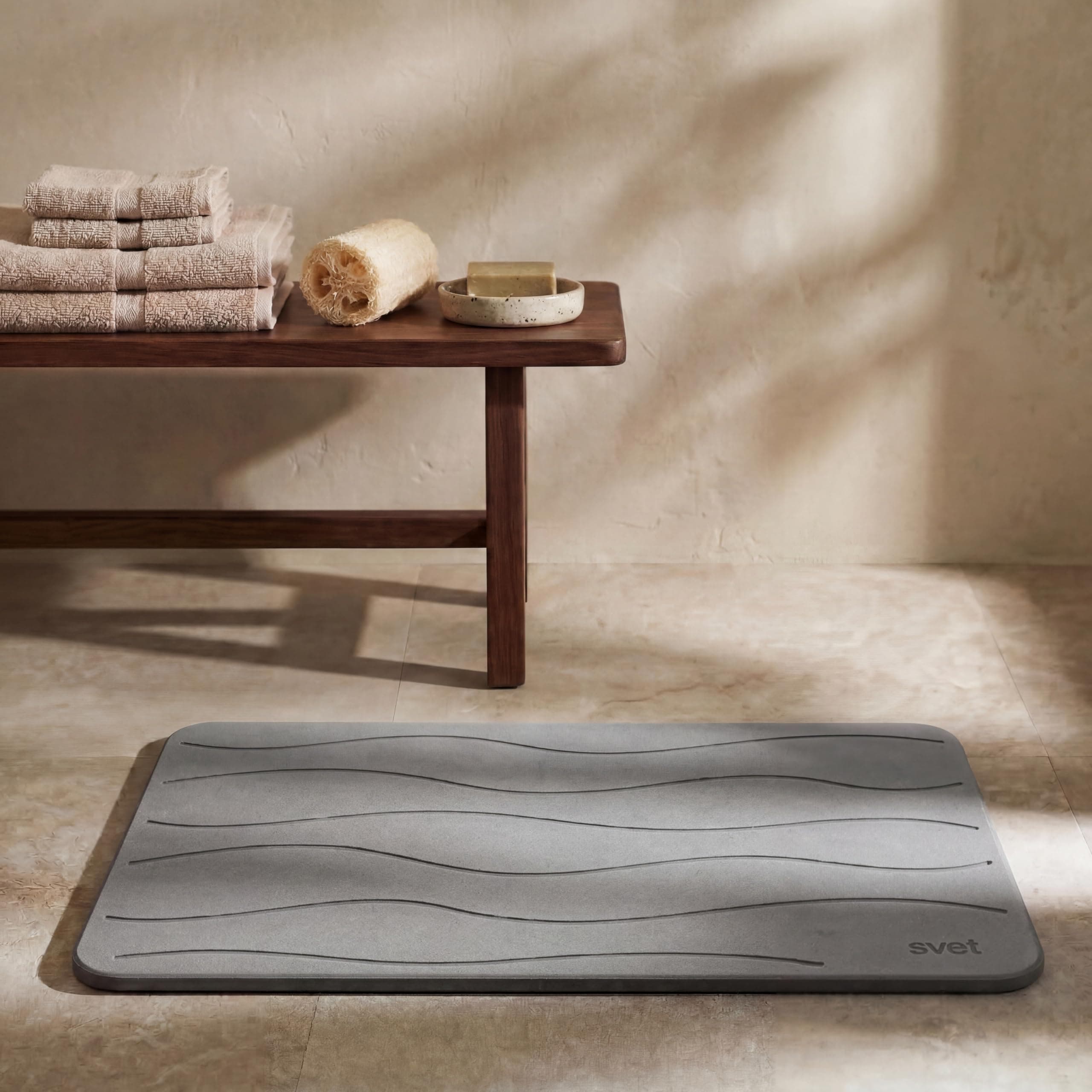 Svet - Alfombra Diatomita Baño - Secado Rápido y Ultra Absorbente, Antideslizante, Antibacteriana y Antihongos, Alfombrilla Baño Diatomita de Piedra. (Olas Gris Oscuro)