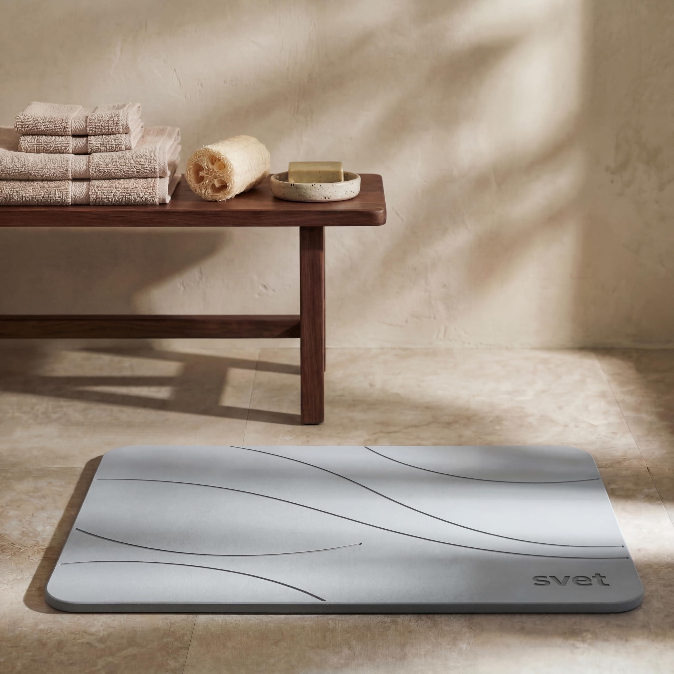 Svet - Alfombra Diatomita Baño - Secado Rápido y Ultra Absorbente, Antideslizante, Antibacteriana y Antihongos, Alfombrilla Baño Diatomita de Piedra. (Brisa Gris Claro)
