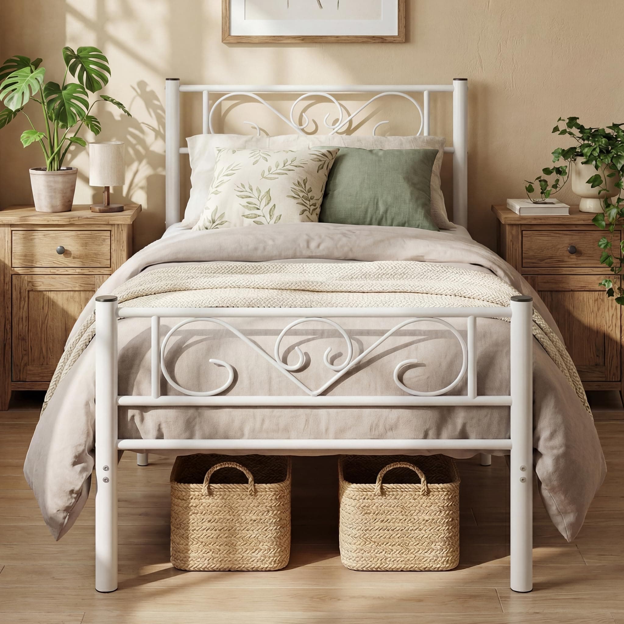 VASAGLE Struttura Letto in Acciaio, 197 x 90,5 x 86 cm | a Doghe, Montaggio Facile, per Stanza di Ospiti, per Spazi Piccoli, Bianco Opaco, Collezione VIVIAN RMB061W01