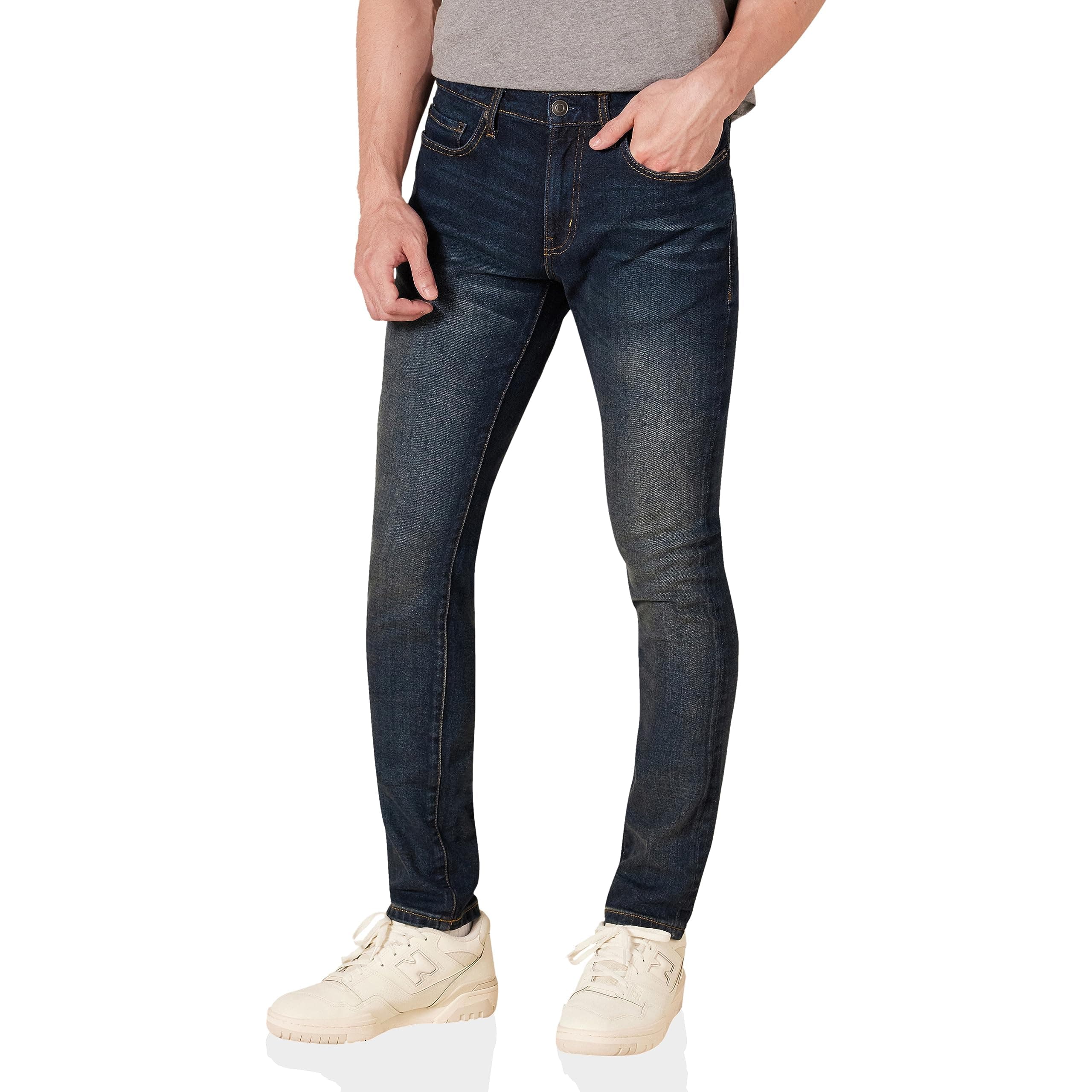 Amazon Essentials Pantaloni Casual Chino Elasticizzati dal Taglio Classico Uomo